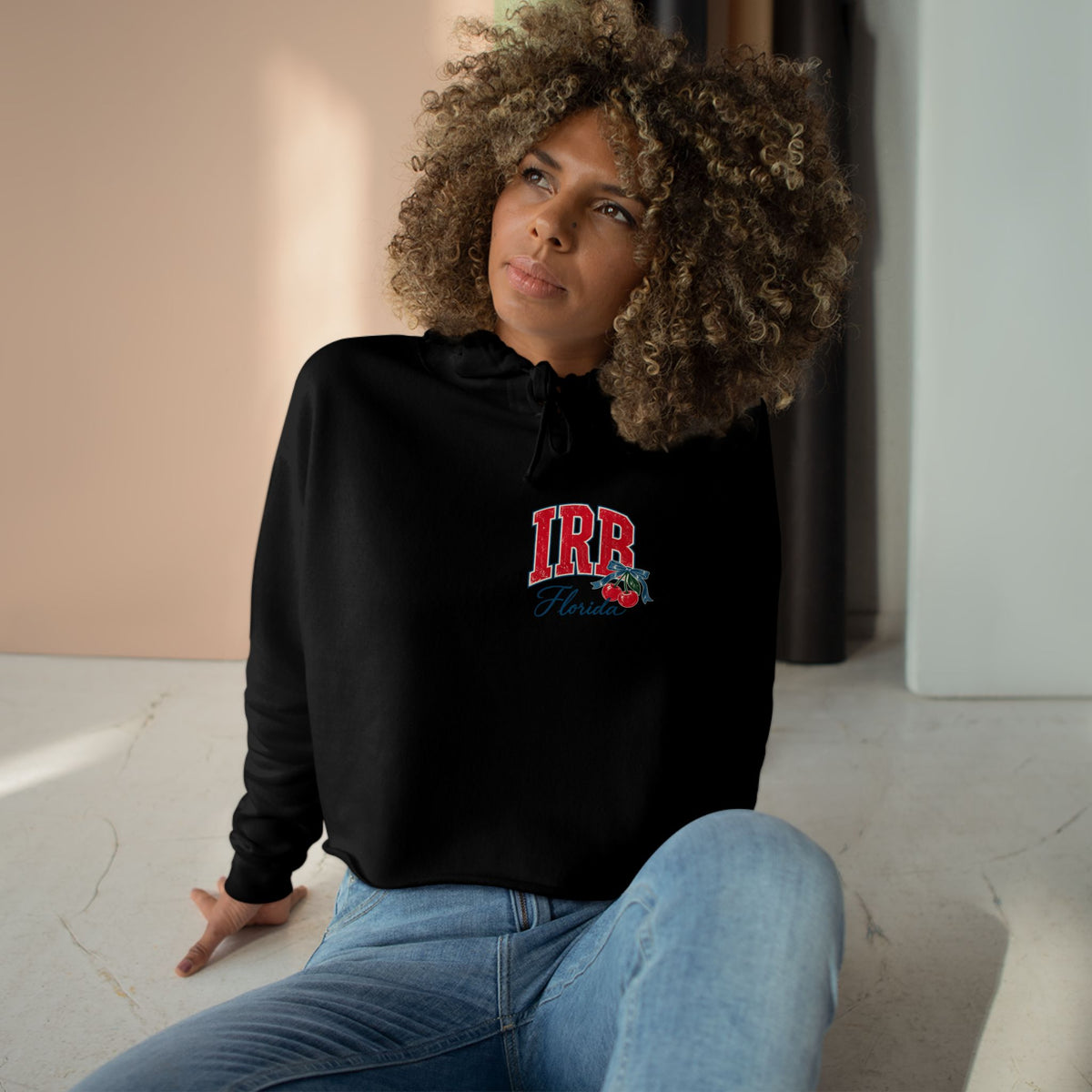 Indian Rocks Beach Florida Cropped Hoodie – Vintage Beach Umbrella & Cherries Design